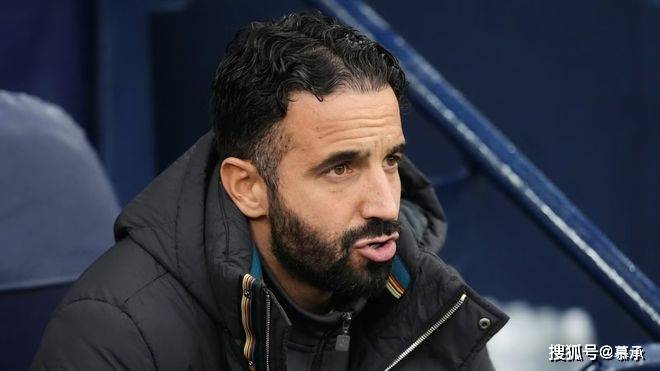 曼联生涯彻底凉透！阿莫林直接除名，罗马诺实锤